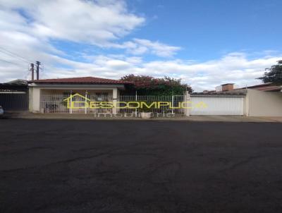 Casa para Venda, em Assis, bairro SANTA CECILIA, 6 dormit�rios, 5 banheiros, 1 su�te, 4 vagas