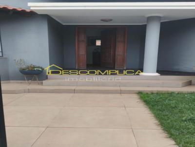 Casa para Venda, em Assis, bairro JARDIM EUROPA, 3 dormit�rios, 2 banheiros, 3 su�tes, 4 vagas