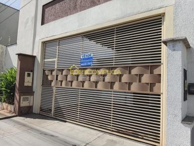 Casa para Venda, em Assis, bairro VILA PRUDENCIANA, 3 dormit�rios, 1 banheiro, 1 su�te, 2 vagas